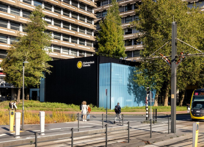 UNIVERSITEIT UTRECHT