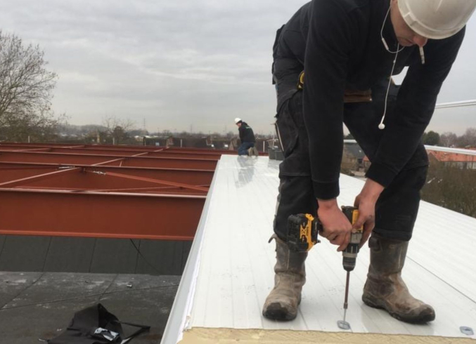 SPORTHAL DE BIEZENWEI